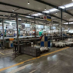 Chongqing Litron Spare Parts Co., Ltd. ligne de production en usine