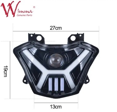 Le phare LED est un noir élégant pour Kawasaki Z650 et Versys X300