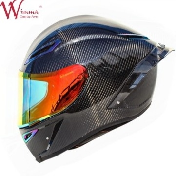 Casque de moto à visage complet en fibre de carbone rétro Excellente ventilation Confort et forme